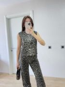Leopar Desenli Düğmeli Bluzlu Pantolon İkili Takım -Leopar resmi